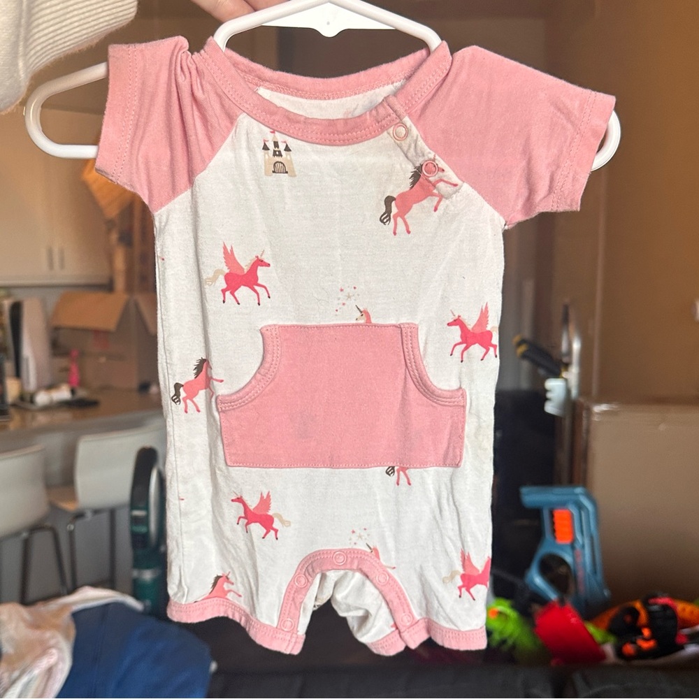 KYTE baby Unicorn Short Romper Sz. 0-3 months